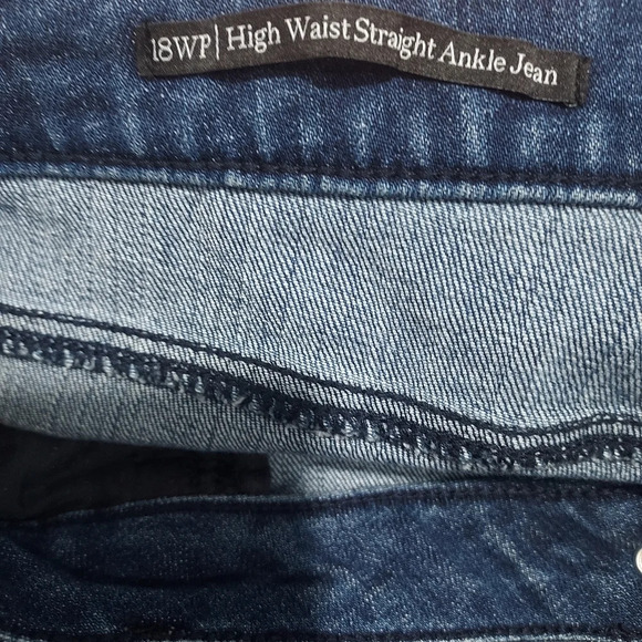 Talbots High Waist Straight Ankle Jeans - Side Ribbon Trim in Size 18WP - Picture 7 of 10